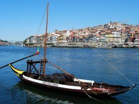 Barcos típicos en Oporto - Río Duero - Portugal | Foto: Pcdazero