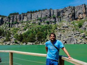 Posando en la Laguna Negra - Soria